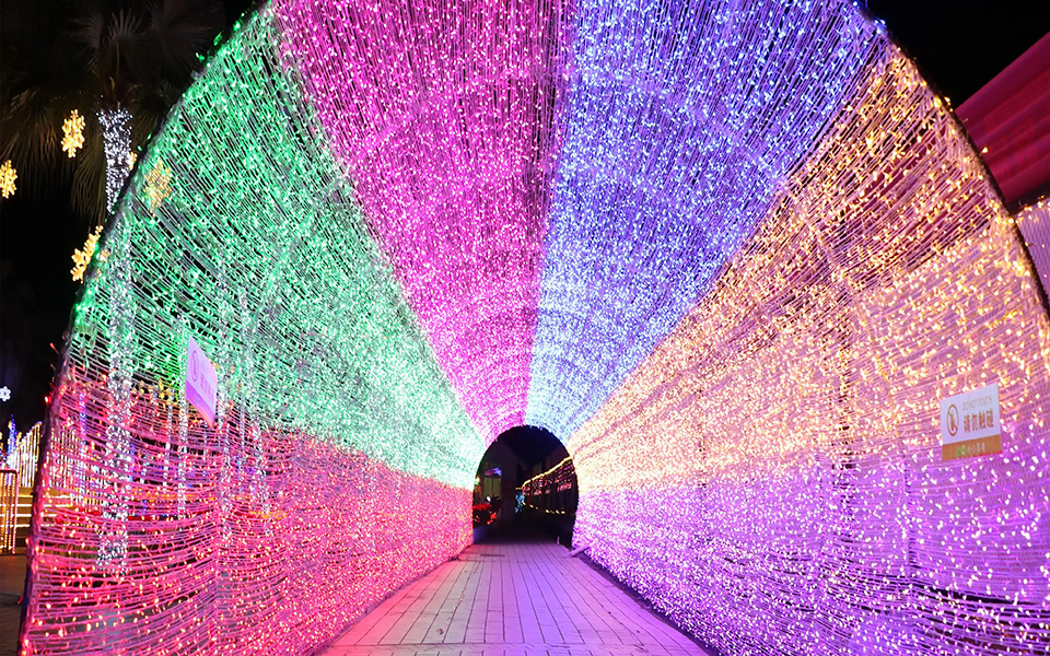 LED full-color light strings can be used for decoration to achieve different shape changes